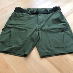 EUC Men’s trail shorts size medium